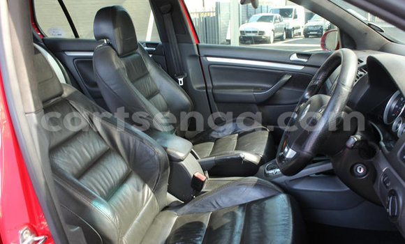 Nunua Ilio tumika Volkswagen Golf Red Gari ndani ya Bulembu nchini Hhohho Nunua Ilio tumika Volkswagen Golf Red Gari ndani ya Bulembu nchini Hhohho