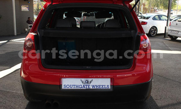 Nunua Ilio tumika Volkswagen Golf Red Gari ndani ya Bulembu nchini Hhohho Nunua Ilio tumika Volkswagen Golf Red Gari ndani ya Bulembu nchini Hhohho