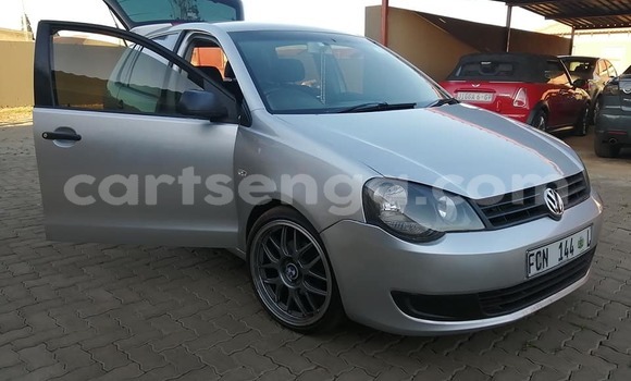 Acheter Occasion Voiture Volkswagen Polo Blanc à Big Bend, Lubombo District Acheter Occasion Voiture Volkswagen Polo Blanc à Big Bend, Lubombo District