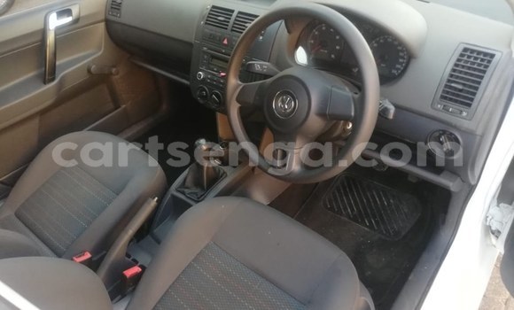 Acheter Occasion Voiture Volkswagen Polo Gris à Bulembu, Hhohho Acheter Occasion Voiture Volkswagen Polo Gris à Bulembu, Hhohho