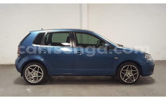 Nunua Ilio tumika Volkswagen Polo Blue Gari ndani ya Ezulwini nchini Hhohho Nunua Ilio tumika Volkswagen Polo Blue Gari ndani ya Ezulwini nchini Hhohho