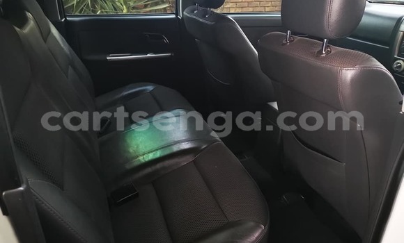 Acheter Occasion Voiture Isuzu KB Blanc à Bulembu, Hhohho Acheter Occasion Voiture Isuzu KB Blanc à Bulembu, Hhohho