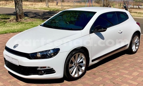 Nunua Ilio tumika Volkswagen Scirocco White Gari ndani ya Hlatikulu nchini Wilaya ya Shiselweni Nunua Ilio tumika Volkswagen Scirocco White Gari ndani ya Hlatikulu nchini Wilaya ya Shiselweni