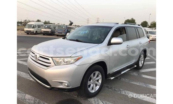 Buy Import Toyota Highlander Other Car in Import - Dubai in Hhohho Buy Import Toyota Highlander Other Car in Import - Dubai in Hhohho