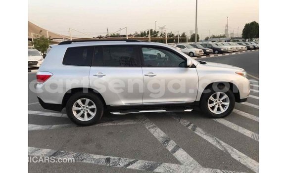 Buy Import Toyota Highlander Other Car in Import - Dubai in Hhohho Buy Import Toyota Highlander Other Car in Import - Dubai in Hhohho