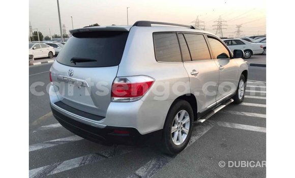 Buy Import Toyota Highlander Other Car in Import - Dubai in Hhohho Buy Import Toyota Highlander Other Car in Import - Dubai in Hhohho