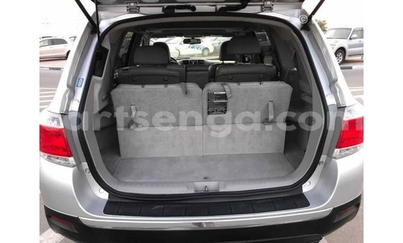 Buy Import Toyota Highlander Other Car in Import - Dubai in Hhohho Buy Import Toyota Highlander Other Car in Import - Dubai in Hhohho