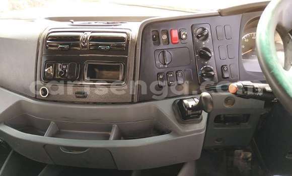 Nunua Ilio tumika Mercedes‒Benz 3331 White Lori ndani ya Manzini nchini Manzini Nunua Ilio tumika Mercedes‒Benz 3331 White Lori ndani ya Manzini nchini Manzini