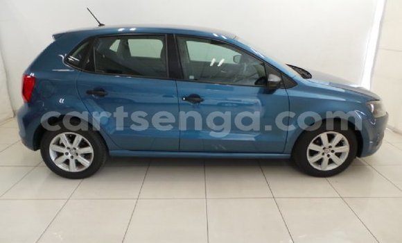 Nunua Ilio tumika Volkswagen Polo Blue Gari ndani ya Ezulwini nchini Hhohho Nunua Ilio tumika Volkswagen Polo Blue Gari ndani ya Ezulwini nchini Hhohho