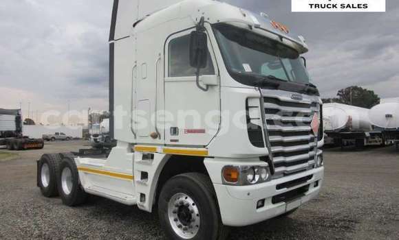 Nunua Ilio tumika Scania Irizar White Lori ndani ya Hlatikulu nchini Wilaya ya Shiselweni Nunua Ilio tumika Scania Irizar White Lori ndani ya Hlatikulu nchini Wilaya ya Shiselweni