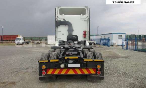 Nunua Ilio tumika Scania Irizar White Lori ndani ya Hlatikulu nchini Wilaya ya Shiselweni Nunua Ilio tumika Scania Irizar White Lori ndani ya Hlatikulu nchini Wilaya ya Shiselweni