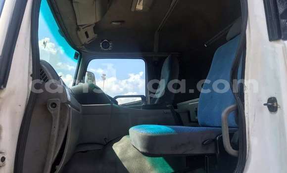 Nunua Ilio tumika Nissan UD White Lori ndani ya Hlatikulu nchini Wilaya ya Shiselweni Nunua Ilio tumika Nissan UD White Lori ndani ya Hlatikulu nchini Wilaya ya Shiselweni