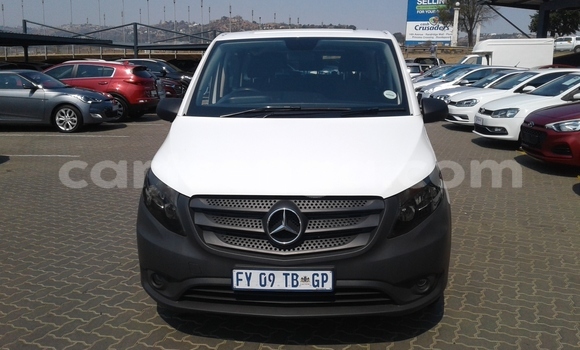 Acheter Occasion Voiture Mercedes‒Benz Vito Blanc à Ezulwini, Hhohho Acheter Occasion Voiture Mercedes‒Benz Vito Blanc à Ezulwini, Hhohho