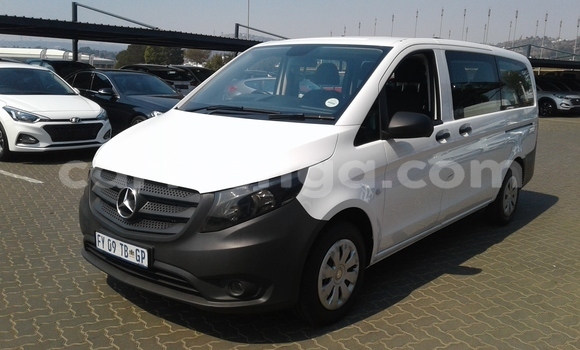 Acheter Occasion Voiture Mercedes‒Benz Vito Blanc à Ezulwini, Hhohho Acheter Occasion Voiture Mercedes‒Benz Vito Blanc à Ezulwini, Hhohho