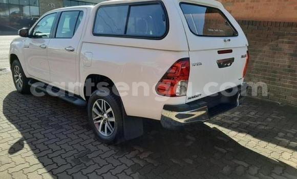 Buy Used Toyota Hilux White Car in Manzini in Manzini Buy Used Toyota Hilux White Car in Manzini in Manzini