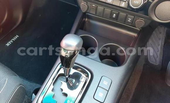 Buy Used Toyota Hilux White Car in Manzini in Manzini Buy Used Toyota Hilux White Car in Manzini in Manzini