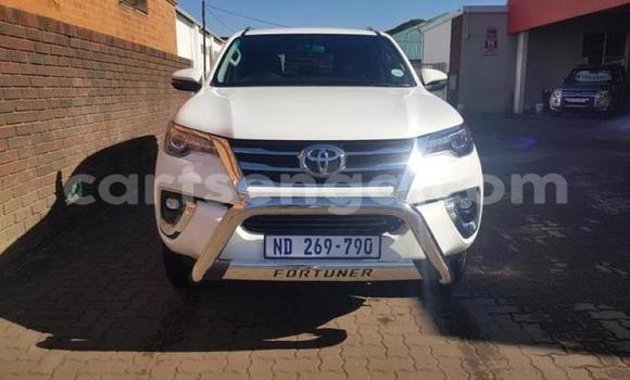 Buy Used Toyota Fortuner White Car in Manzini in Manzini Buy Used Toyota Fortuner White Car in Manzini in Manzini