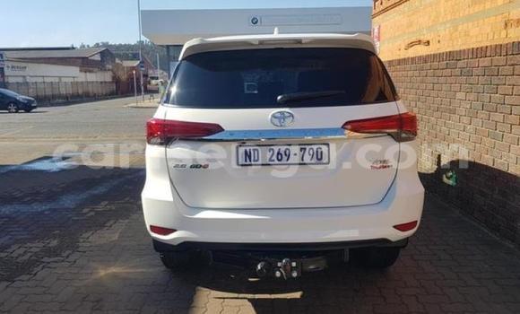 Buy Used Toyota Fortuner White Car in Manzini in Manzini Buy Used Toyota Fortuner White Car in Manzini in Manzini