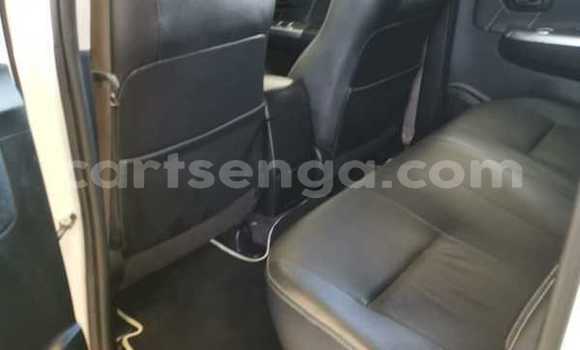 Nunua Ilio tumika Toyota Hilux White Gari ndani ya Ezulwini nchini Hhohho Nunua Ilio tumika Toyota Hilux White Gari ndani ya Ezulwini nchini Hhohho