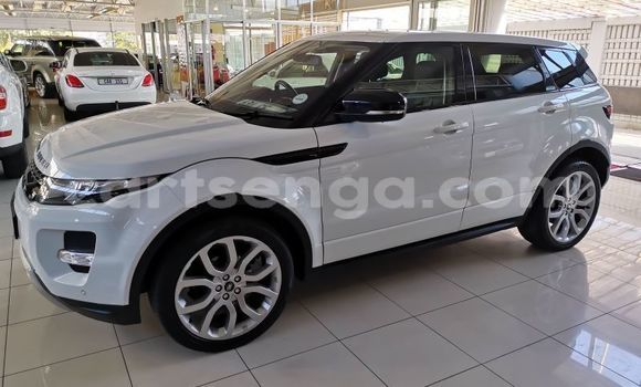 Nunua Ilio tumika Land Rover Range Rover Evoque White Gari ndani ya Hlatikulu nchini Wilaya ya Shiselweni Nunua Ilio tumika Land Rover Range Rover Evoque White Gari ndani ya Hlatikulu nchini Wilaya ya Shiselweni