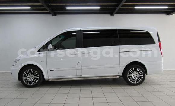 Nunua Ilio tumika Mercedes‒Benz Viano White Gari ndani ya Hlatikulu nchini Wilaya ya Shiselweni Nunua Ilio tumika Mercedes‒Benz Viano White Gari ndani ya Hlatikulu nchini Wilaya ya Shiselweni