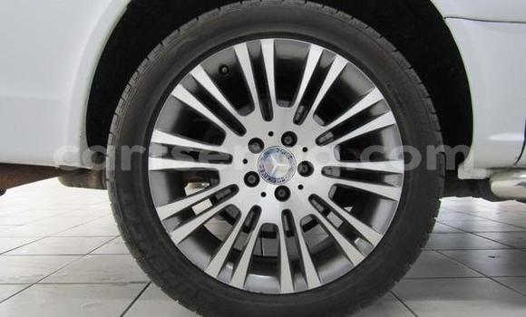 Nunua Ilio tumika Mercedes‒Benz Viano White Gari ndani ya Hlatikulu nchini Wilaya ya Shiselweni Nunua Ilio tumika Mercedes‒Benz Viano White Gari ndani ya Hlatikulu nchini Wilaya ya Shiselweni