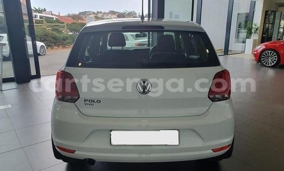 Acheter Occasion Voiture Volkswagen Polo Blanc à Big Bend, Lubombo District Acheter Occasion Voiture Volkswagen Polo Blanc à Big Bend, Lubombo District