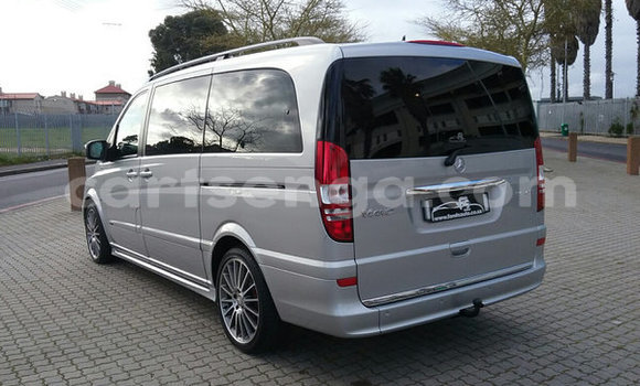 Nunua Ilio tumika Mercedes Viano Silver Gari ndani ya Ezulwini nchini Hhohho Nunua Ilio tumika Mercedes Viano Silver Gari ndani ya Ezulwini nchini Hhohho