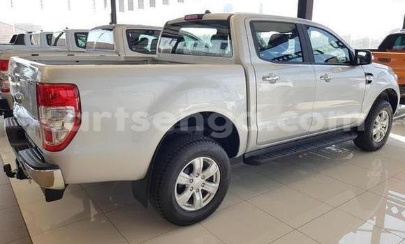 Nunua Ilio tumika Ford Ranger Silver Gari ndani ya Ezulwini nchini Hhohho Nunua Ilio tumika Ford Ranger Silver Gari ndani ya Ezulwini nchini Hhohho