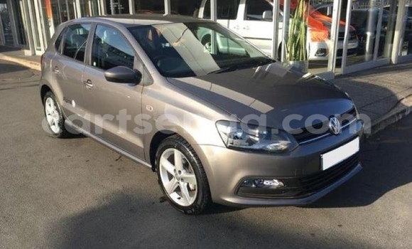 Acheter Occasion Voiture Volkswagen Polo Gris à Big Bend, Lubombo District Acheter Occasion Voiture Volkswagen Polo Gris à Big Bend, Lubombo District