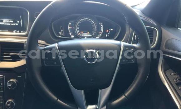 Acheter Occasion Voiture Volvo V40 Noir à Ezulwini, Hhohho Acheter Occasion Voiture Volvo V40 Noir à Ezulwini, Hhohho