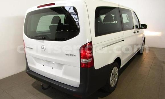 Acheter Occasion Voiture Mercedes‒Benz Vito Blanc à Manzini, Manzini Acheter Occasion Voiture Mercedes‒Benz Vito Blanc à Manzini, Manzini
