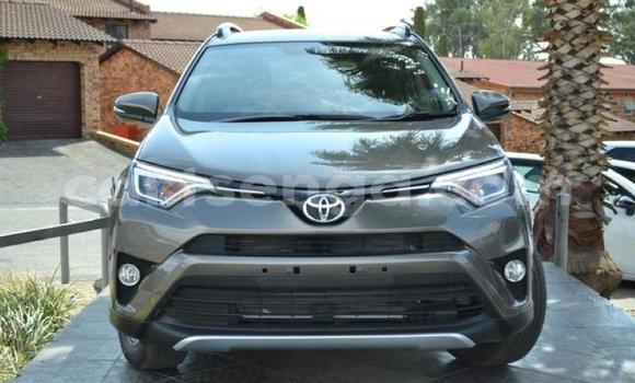 Acheter Occasion Voiture Toyota RAV4 Noir à Manzini, Manzini Acheter Occasion Voiture Toyota RAV4 Noir à Manzini, Manzini