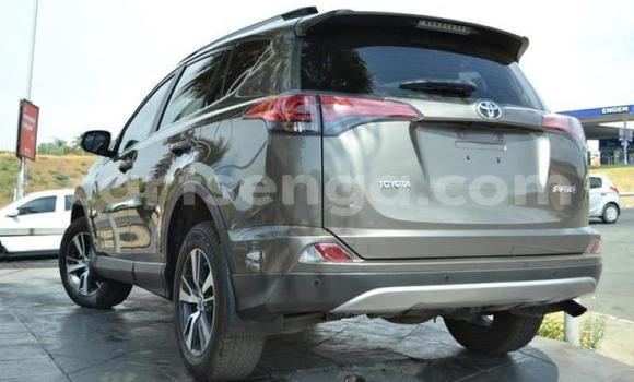 Acheter Occasion Voiture Toyota RAV4 Noir à Manzini, Manzini Acheter Occasion Voiture Toyota RAV4 Noir à Manzini, Manzini