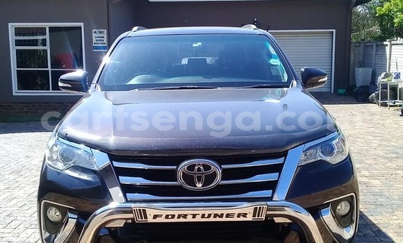 Nunua Ilio tumika Toyota Fortuner Other Gari ndani ya Ezulwini nchini Hhohho Nunua Ilio tumika Toyota Fortuner Other Gari ndani ya Ezulwini nchini Hhohho