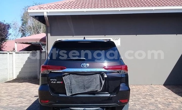 Nunua Ilio tumika Toyota Fortuner Other Gari ndani ya Ezulwini nchini Hhohho Nunua Ilio tumika Toyota Fortuner Other Gari ndani ya Ezulwini nchini Hhohho