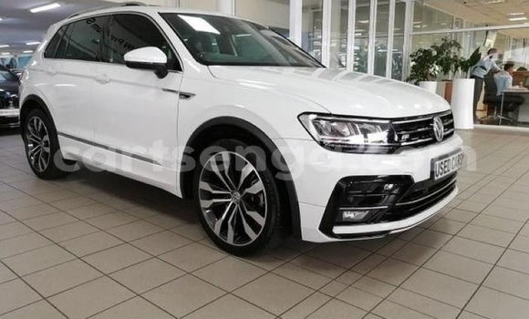 Buy Used Volkswagen Tiguan White Car in Big Bend in Lubombo District Buy Used Volkswagen Tiguan White Car in Big Bend in Lubombo District