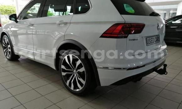 Buy Used Volkswagen Tiguan White Car in Big Bend in Lubombo District Buy Used Volkswagen Tiguan White Car in Big Bend in Lubombo District