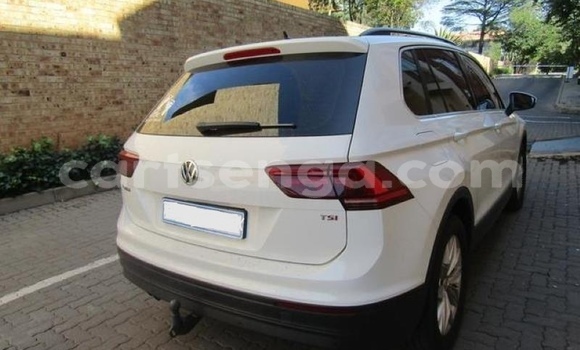 Buy Used Volkswagen Tiguan White Car in Big Bend in Lubombo District Buy Used Volkswagen Tiguan White Car in Big Bend in Lubombo District