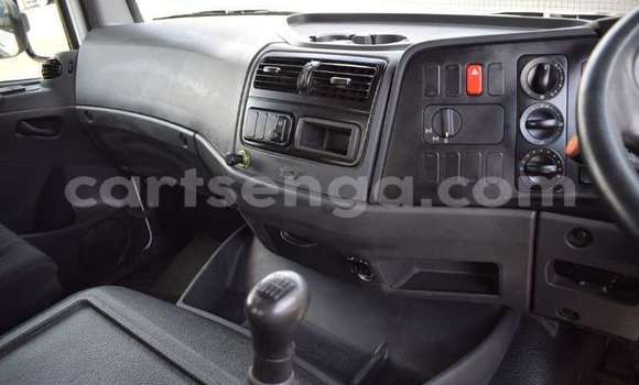 Nunua Ilio tumika Mercedes‒Benz 2628 White Lori ndani ya Mbabane nchini Manzini Nunua Ilio tumika Mercedes‒Benz 2628 White Lori ndani ya Mbabane nchini Manzini