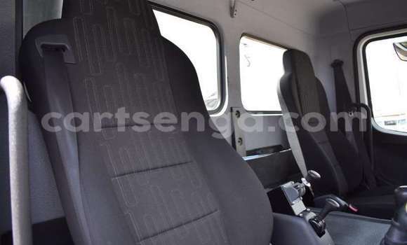 Nunua Ilio tumika Mercedes‒Benz 2628 White Lori ndani ya Mbabane nchini Manzini Nunua Ilio tumika Mercedes‒Benz 2628 White Lori ndani ya Mbabane nchini Manzini