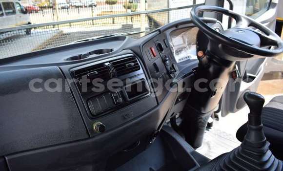 Nunua Ilio tumika Mercedes‒Benz 2628 White Lori ndani ya Mbabane nchini Manzini Nunua Ilio tumika Mercedes‒Benz 2628 White Lori ndani ya Mbabane nchini Manzini