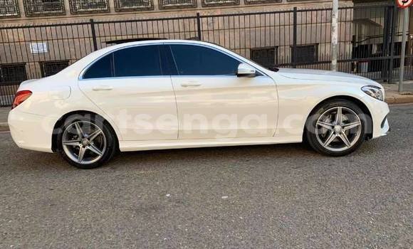 Nunua Ilio tumika Mercedes‒Benz C–Class White Gari ndani ya Ezulwini nchini Hhohho Nunua Ilio tumika Mercedes‒Benz C–Class White Gari ndani ya Ezulwini nchini Hhohho