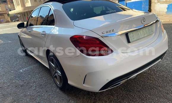 Nunua Ilio tumika Mercedes‒Benz C–Class White Gari ndani ya Ezulwini nchini Hhohho Nunua Ilio tumika Mercedes‒Benz C–Class White Gari ndani ya Ezulwini nchini Hhohho