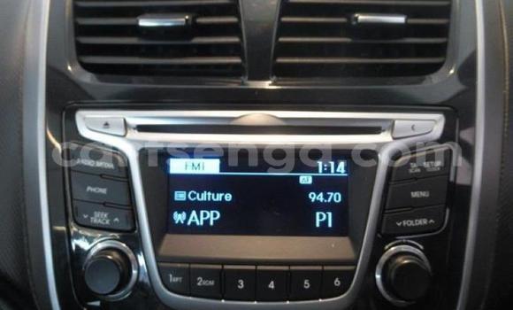 Acheter Occasion Voiture Hyundai Accent Blanc à Hlatikulu, Shiselweni District Acheter Occasion Voiture Hyundai Accent Blanc à Hlatikulu, Shiselweni District