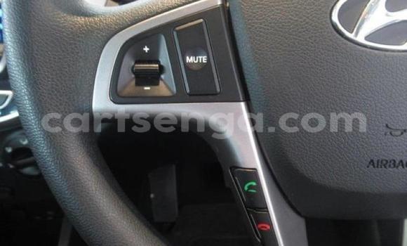 Acheter Occasion Voiture Hyundai Accent Blanc à Hlatikulu, Shiselweni District Acheter Occasion Voiture Hyundai Accent Blanc à Hlatikulu, Shiselweni District