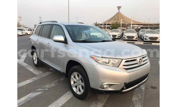 Buy Import Toyota Highlander Other Car in Import - Dubai in Hhohho Buy Import Toyota Highlander Other Car in Import - Dubai in Hhohho