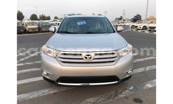 Buy Import Toyota Highlander Other Car in Import - Dubai in Hhohho Buy Import Toyota Highlander Other Car in Import - Dubai in Hhohho