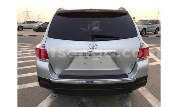 Buy Import Toyota Highlander Other Car in Import - Dubai in Hhohho Buy Import Toyota Highlander Other Car in Import - Dubai in Hhohho