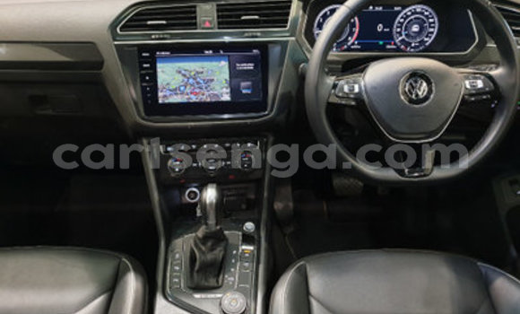 Acheter Occasion Voiture Volkswagen Tiguan Gris à Big Bend, Lubombo Acheter Occasion Voiture Volkswagen Tiguan Gris à Big Bend, Lubombo